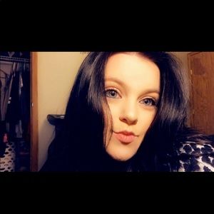 Meet your Posher, Katelyn